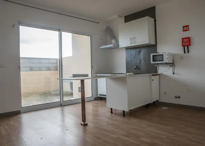 Alojamento de Acomodação e Pequeno-almoço Garçaview 3*