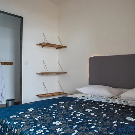 Bed and breakfast Garcaview