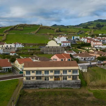 فندق مبيت وإفطار Garcaview 3*